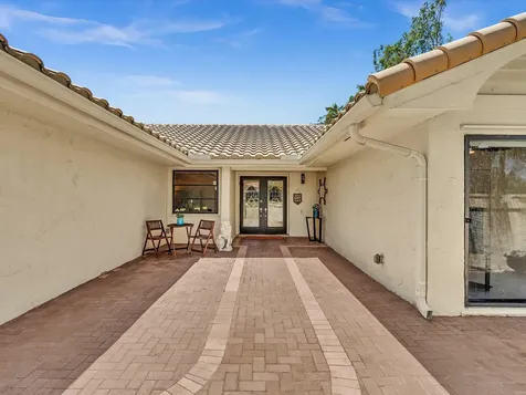 6979 Villas Drive Boca Raton FL 33433