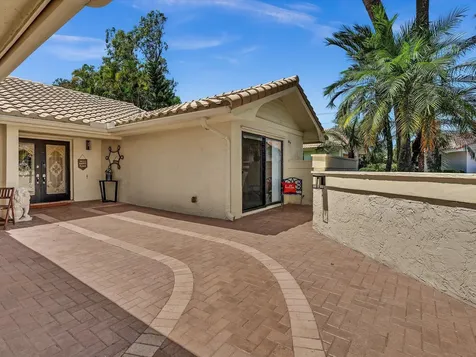 6979 Villas Drive Boca Raton FL 33433