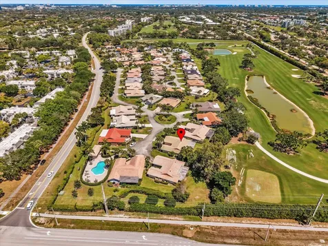 6979 Villas Drive Boca Raton FL 33433