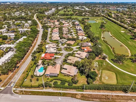 6979 Villas Drive Boca Raton FL 33433