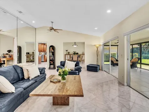 6979 Villas Drive Boca Raton FL 33433