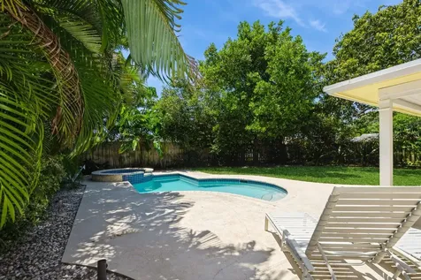 1222 Sw 5th Street Boca Raton FL 33486