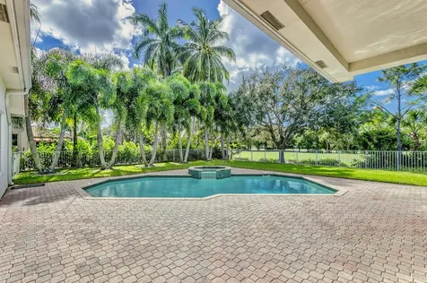 2725 Seneca Circle West Palm Beach FL 33409