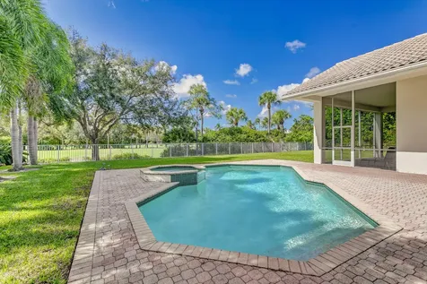 2725 Seneca Circle West Palm Beach FL 33409