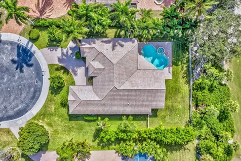 2725 Seneca Circle West Palm Beach FL 33409