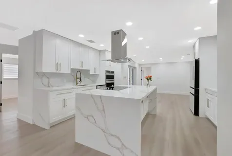 360 Sw 2nd Street Boca Raton FL 33432