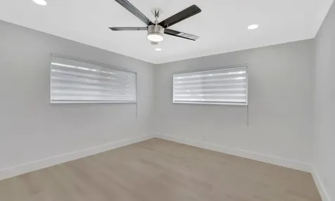 360 Sw 2nd Street Boca Raton FL 33432