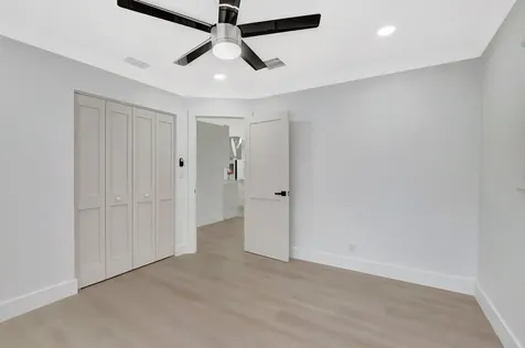 360 Sw 2nd Street Boca Raton FL 33432