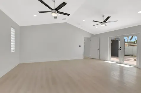360 Sw 2nd Street Boca Raton FL 33432