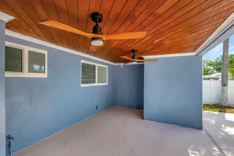 360 Sw 2nd Street Boca Raton FL 33432