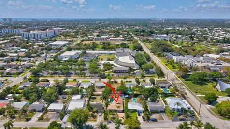 360 Sw 2nd Street Boca Raton FL 33432