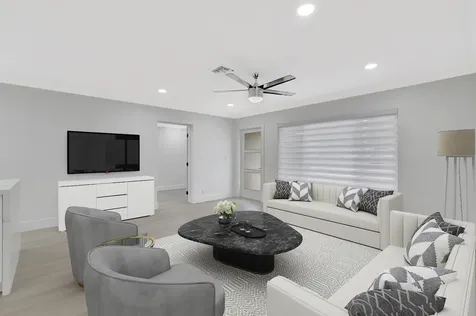 360 Sw 2nd Street Boca Raton FL 33432