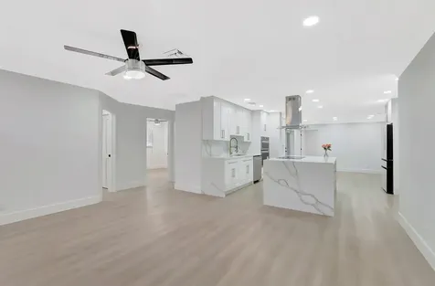 360 Sw 2nd Street Boca Raton FL 33432