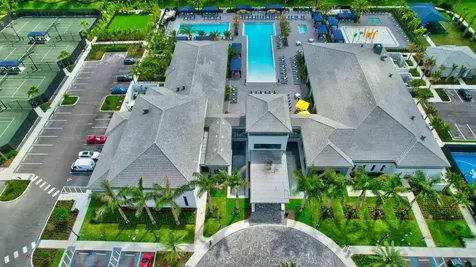 8635 Dearborn River Way Boca Raton FL 33496
