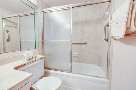 2070 Guildford D Boca Raton FL 33434