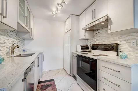 2070 Guildford D Boca Raton FL 33434