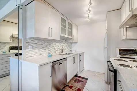 2070 Guildford D Boca Raton FL 33434