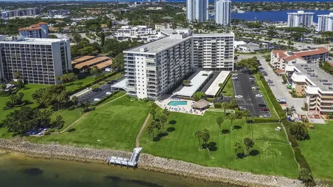 336 Golfview Road North Palm Beach FL 33408