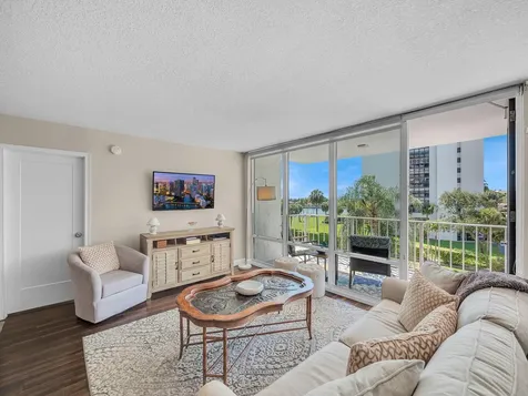 336 Golfview Road North Palm Beach FL 33408
