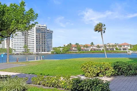 899 Jeffery Street Boca Raton FL 33487