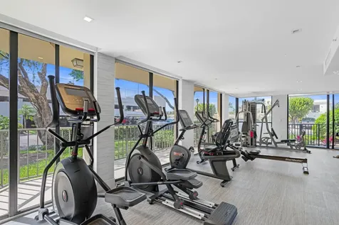 899 Jeffery Street Boca Raton FL 33487
