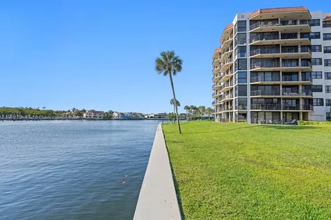 899 Jeffery Street Boca Raton FL 33487