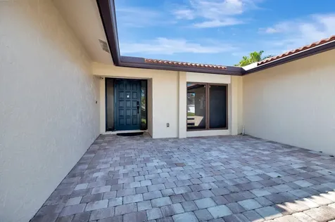 4770 Fox Hunt Trail Boca Raton FL 33487