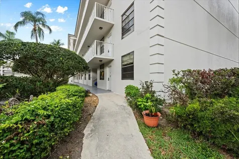 3526 Whitehall Drive West Palm Beach FL 33401