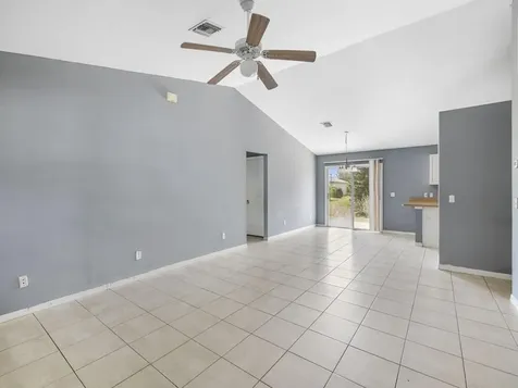 7745 99th Court Vero Beach FL 32967