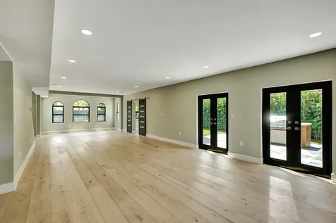 5832 Alton Road Miami Beach FL 33140