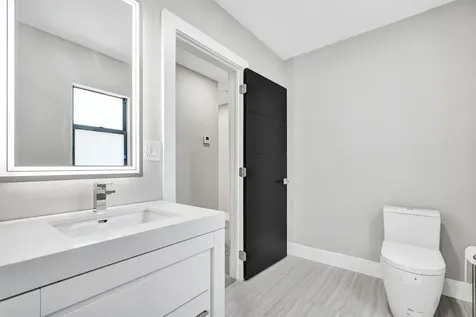 5832 Alton Road Miami Beach FL 33140