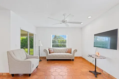 116 Nw 3rd Court Boca Raton FL 33432