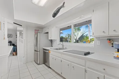 998 Sw 11th Court Boca Raton FL 33486