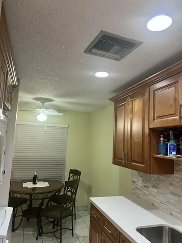 1835 Nw 18th Street Delray Beach FL 33445