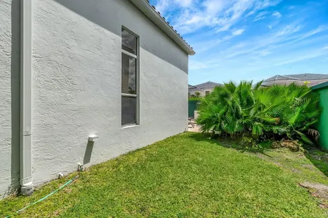 6521 Nw 42nd Way Boca Raton FL 33496