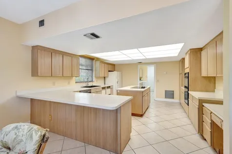 8541 Estate Drive West Palm Beach FL 33411