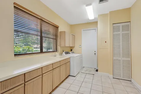 8541 Estate Drive West Palm Beach FL 33411