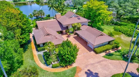 8541 Estate Drive West Palm Beach FL 33411