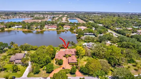 8541 Estate Drive West Palm Beach FL 33411