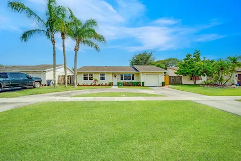 9500 Affirmed Lane Boca Raton FL 33496