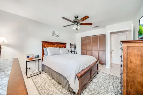 9500 Affirmed Lane Boca Raton FL 33496