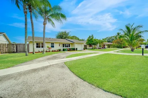 9500 Affirmed Lane Boca Raton FL 33496
