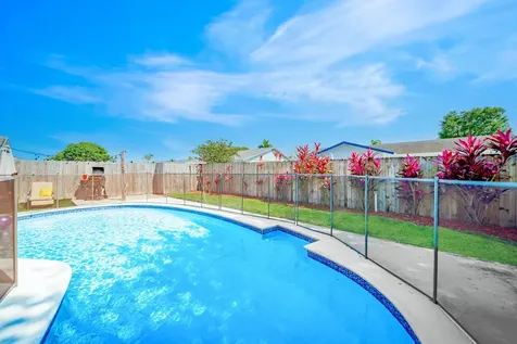 9500 Affirmed Lane Boca Raton FL 33496