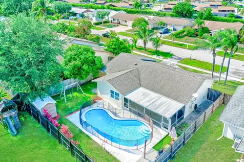 9500 Affirmed Lane Boca Raton FL 33496