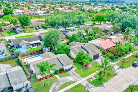 9500 Affirmed Lane Boca Raton FL 33496