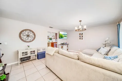 9500 Affirmed Lane Boca Raton FL 33496