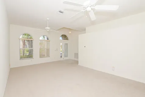 600 Nw Lambrusco Drive Port Saint Lucie FL 34986