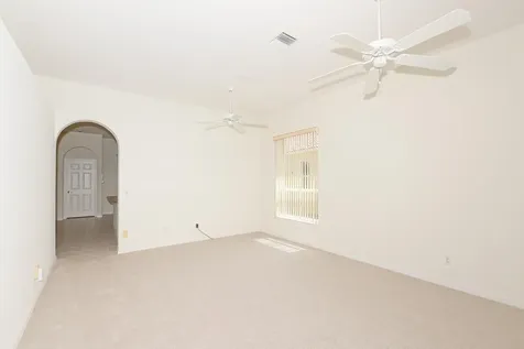600 Nw Lambrusco Drive Port Saint Lucie FL 34986