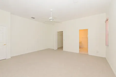 600 Nw Lambrusco Drive Port Saint Lucie FL 34986