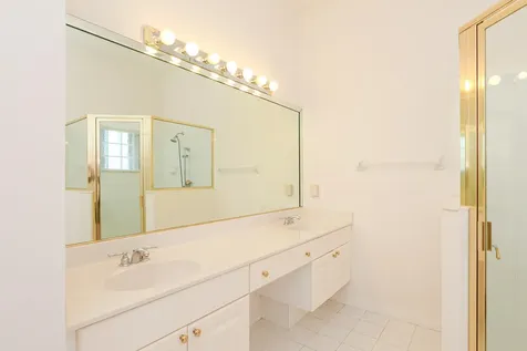 600 Nw Lambrusco Drive Port Saint Lucie FL 34986